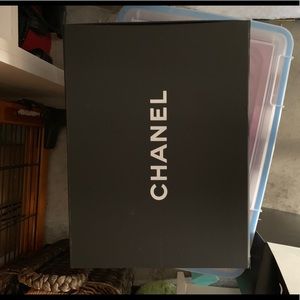 Chanel maxi box - magnetic closure